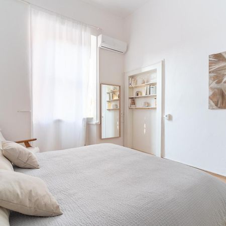 Grand Central 1845 - 2 Bedrooms Design Flat Bergamo Exterior photo